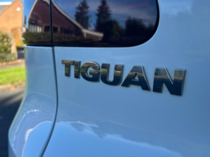 2015 Volkswagen Tiguan 2.0 Tdi Bluemotion Tech Match 2WD Euro 5 (s/s) 5dr in White — image 4