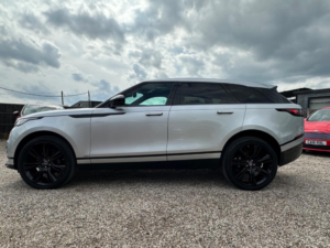 2019 Land Rover Range Rover Velar 2.0 D240 R-Dynamic Hse in Silver — image 6