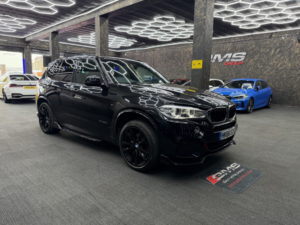 2016 BMW X5 3.0 X5 Xdrive30d M Sport in Black — image 6