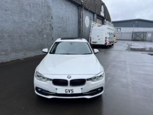 2018 BMW 3 Series 2.0 330e Sport Saloon in White — image 2