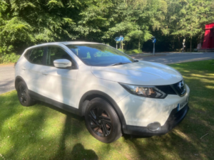 2014 Nissan Qashqai 1.2 Dig-T Acenta in White — image 2
