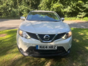 2014 Nissan Qashqai 1.2 Dig-T Acenta in White — image 3