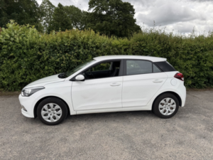 2017 Hyundai I20 1.2 I20 S 1.2 75ps in White — image 6