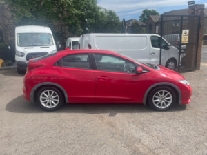 2012 Honda Civic 1.8 I-Vtec Se Hatchback 5dr Petrol Manual Euro 5 (s/s) (142 Ps) in Red — image 3