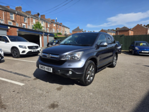 2009 Honda Cr-V 2.0 I-Vtec Es in Grey — image 3