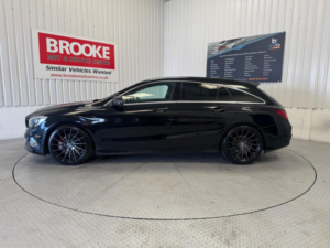 2016 Mercedes-Benz Cla 2.0 Cla250 Amg Shooting Brake 7g-Dct 4matic Euro 6 (s/s) 5dr in Black — image 4