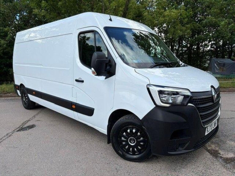 2021 Renault Master 2.3 Dci Energy 35 Business Fwd Lwb Medium Roof Euro 6 (s/s) 4dr in White — image 1