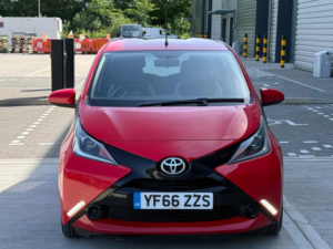 2016 Toyota Aygo 1.0 Vvt-I X-Play X-Shift Euro 5 5dr Euro 5 in Red — image 6