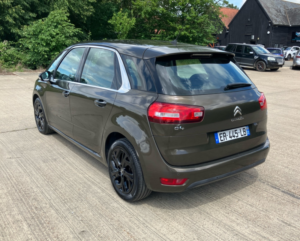 2015 Citroen C4 Picasso 1.6 E-Hdi Automatic French Registered in Brown — image 3