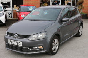 2017 Volkswagen Polo 1.2 Tsi Match Edition in Grey — image 3