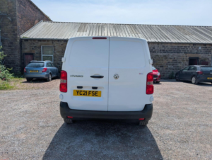 2021 Vauxhall Vivaro 1.5 Turbo D 2700 Edition L1 H1 Euro 6 (s/s) 5dr in White — image 6