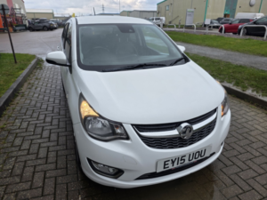 2015 Vauxhall Viva 1.0 I Sl in White — image 2