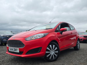 2014 Ford Fiesta 1.25 Style Hatchback 3dr Petrol Manual Euro 5 (60 Ps) in Red — image 2