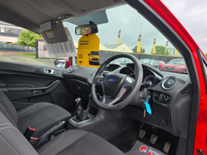 2014 Ford Fiesta 1.25 Style Hatchback 3dr Petrol Manual Euro 5 (60 Ps) in Red — image 5