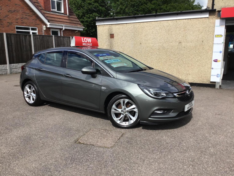 2018 Vauxhall Astra 1.6i Turbo Sri Nav Euro 6 (s/s) 5dr in Grey — image 1