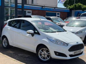 2015 Ford Fiesta