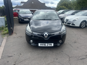 2016 Renault Clio 1.5 Dynamique S Nav Dci 90 in Black — image 3