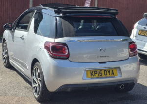 2015 Citroen Ds3 Cabrio 1.2 Puretech Dstyle Plus in Silver — image 3