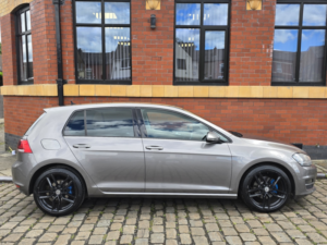 2013 Volkswagen Golf 2.0 Tdi Bluemotion Tech Gt in Grey — image 4