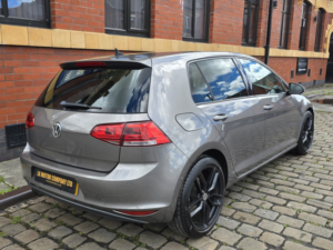 2013 Volkswagen Golf 2.0 Tdi Bluemotion Tech Gt in Grey — image 6