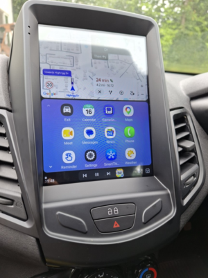 2014 Ford Fiesta 1.3 Zetec in Silver — image 2