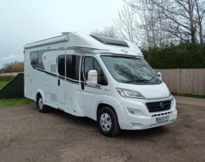 2020 Fiat Ducato Carado T339 Emotion Island Bed Motorhome in White — image 1