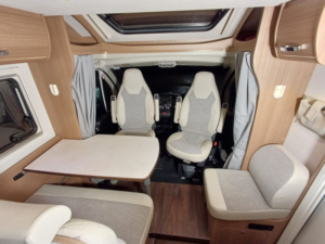 2020 Fiat Ducato Carado T339 Emotion Island Bed Motorhome in White — image 3
