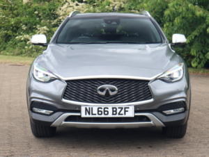 2016 Infiniti Qx30 2.2 D Premium in Grey — image 4