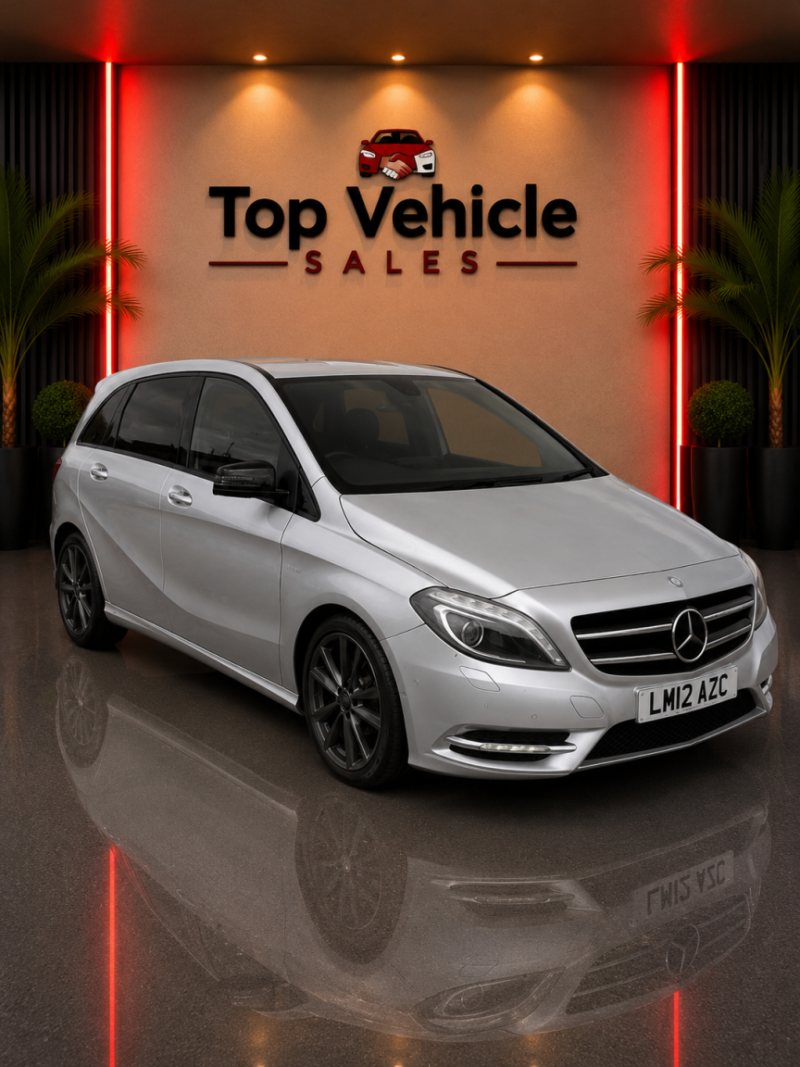 2012 Mercedes-Benz B Class 1.6 B180 Blueefficiency Sport in Silver — image 1