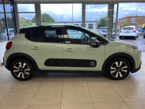2017 Citroen C3 1.2 Puretech Flair in Green — image 5