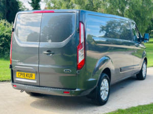 2019 Ford Transit Custom 2.0 300 Ecoblue Limited L2 H1 Euro 6 5dr in Grey — image 4