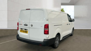 2021 Vauxhall Vivaro 1.5 Turbo D 2900 Dynamic in White — image 3