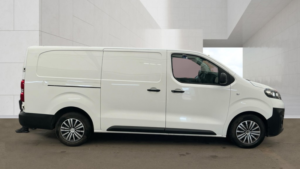 2021 Vauxhall Vivaro 1.5 Turbo D 2900 Dynamic in White — image 5
