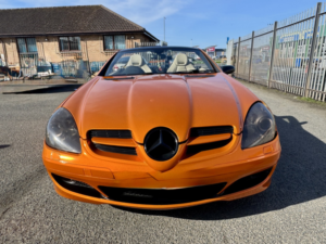 2005 Mercedes-Benz Slk 2.0 Slk200 Kompressor in Orange — image 2