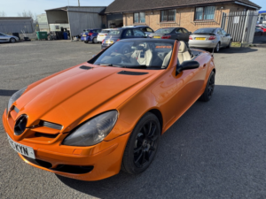 2005 Mercedes-Benz Slk 2.0 Slk200 Kompressor in Orange — image 3