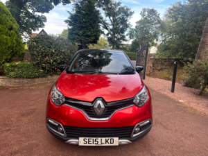 2015 Renault Captur 0.9 Signature Energy Tce 90 Stop & Start in Red — image 2