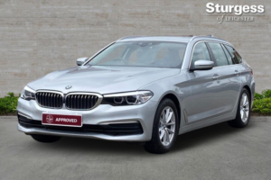2019 BMW 5 Series 2.0 520d Se Touring Auto Euro 6 (s/s) 5dr in Silver — image 3