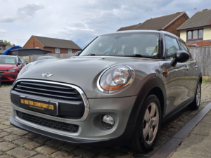 2015 MINI Hatch 1.2 5-Door Hatch One in Grey — image 4