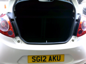 2012 Ford Ka 1.2 Edge in White — image 6