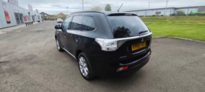 2015 Mitsubishi Outlander 2.0h 12kwh Gx3h SUV 5dr Petrol Plug-In Hybrid CVT 4WD Euro 5 (s/s) (200 Ps) in Black — image 3