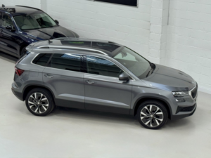 2022 Skoda Karoq 2.0 Tdi Se L in Grey — image 3
