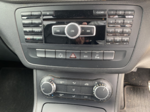 2014 Mercedes-Benz B Class 1.5 B180 Cdi Sport in Black — image 5