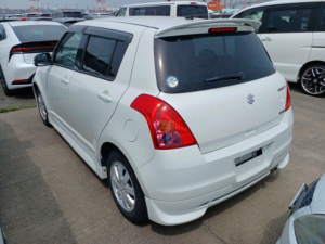 2008 Suzuki Swift 1.2 Style Auto 20k Miles in White — image 5
