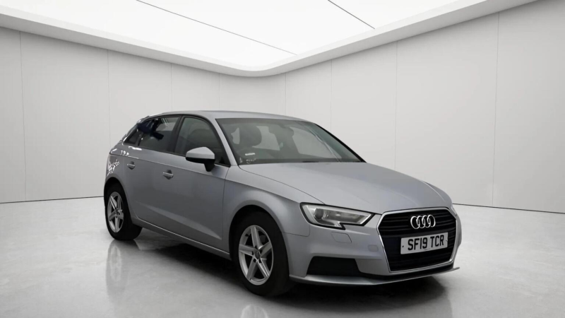 2019 Audi A3 1.6 Tdi 30 Se Technik Sportback Euro 6 (s/s) 5dr in Silver — image 1