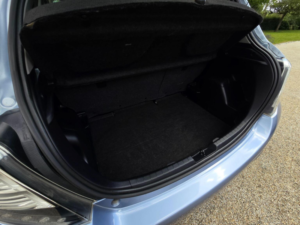 2014 Toyota Yaris 1.33 Dual Vvt-I Icon Plus Euro 5 5dr in Blue — image 4