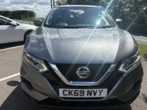 2019 Nissan Qashqai 1.5 Dci Acenta Premium in Grey — image 2