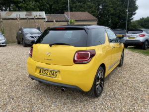 2013 Citroen Ds3 1.6 Vti Dstyle in Yellow — image 3