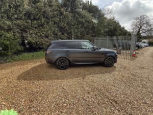 2018 Land Rover Range Rover Sport 5.0 P525 V8 Autobiography Dynamic in Black — image 3