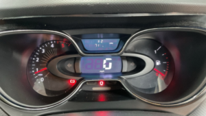 2016 Renault Captur 1.5 Dynamique S Nav Dci 90 in Silver — image 4