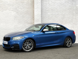 2014 BMW 2 Series 3.0 M235i Auto Euro 6 (s/s) 2dr in Blue — image 1